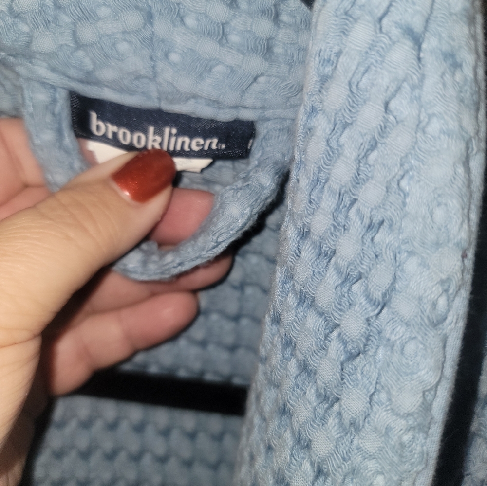 Brooklinen Light Blue Waffle Robe - Picture 5 of 5